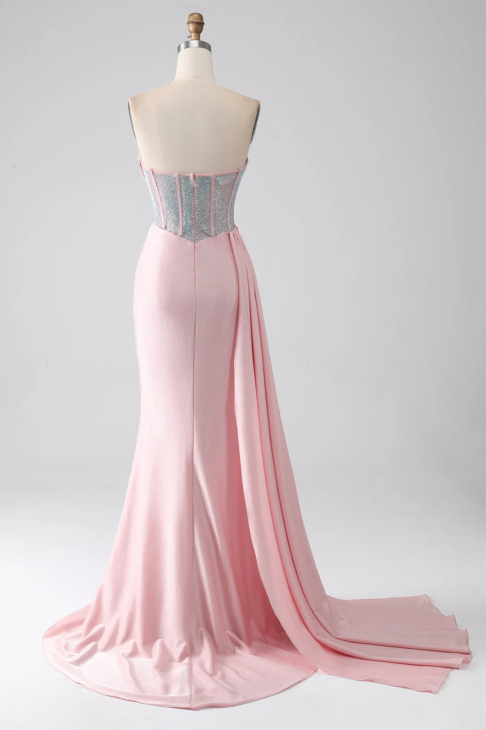 Robe de soirée longue plissée sans bretelles avec perles et fente haute